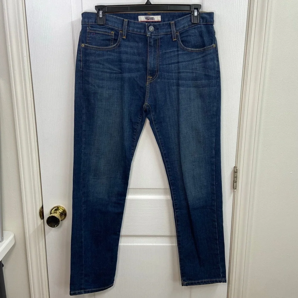 Tommy Hilfiger dark medium wash blue denim cotton stretch slim straight jeans 34